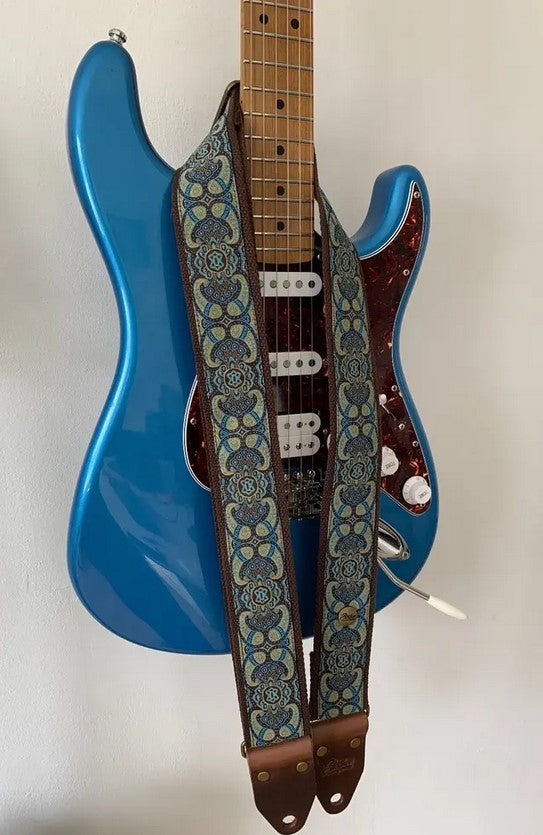 Retro Guitar Strap - Morning Light (brown-blue)