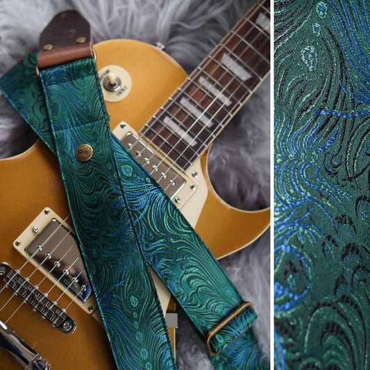 Premium Gitarrengurt grün - Peacock Forest 50 mm (dunkelbraun-messing)