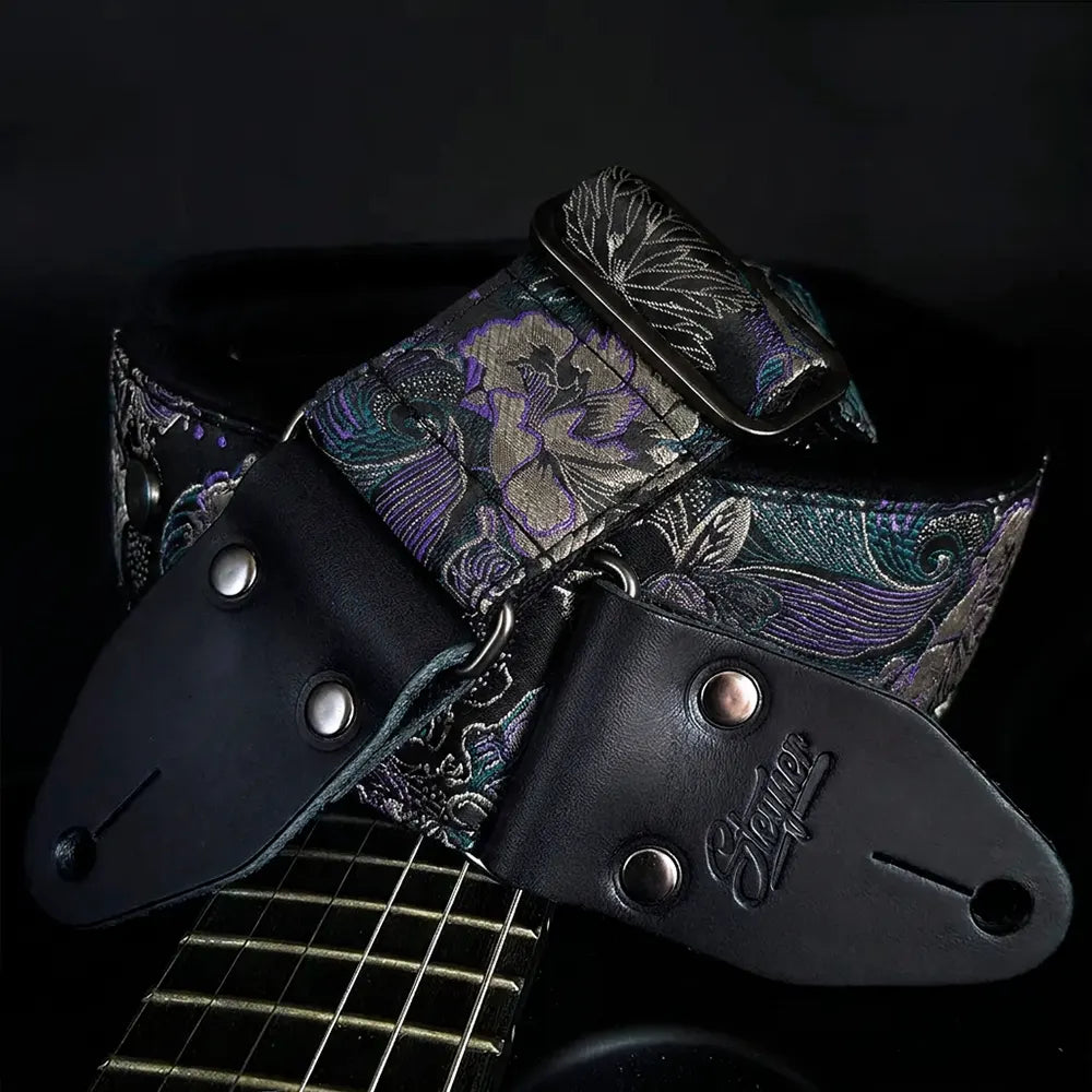 Gepolsterter Premium Gitarrengurt – Eastern Legacy 70 mm (schwarz-gunmetall)
