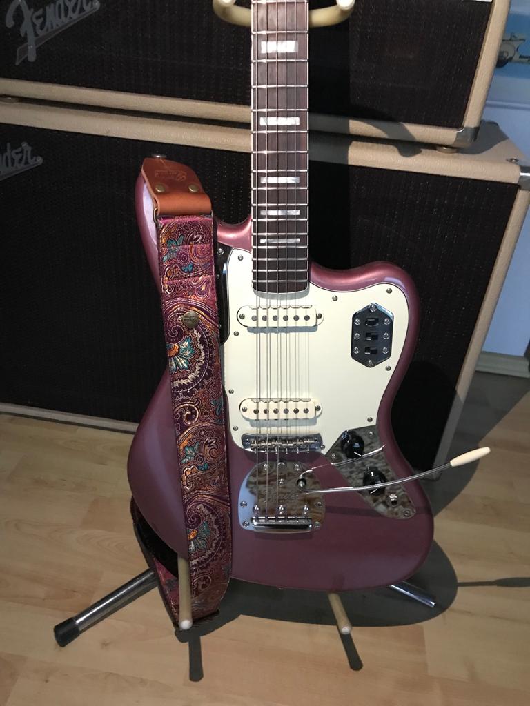 Gitarrengurte | Burgundy & Pink Gitarren