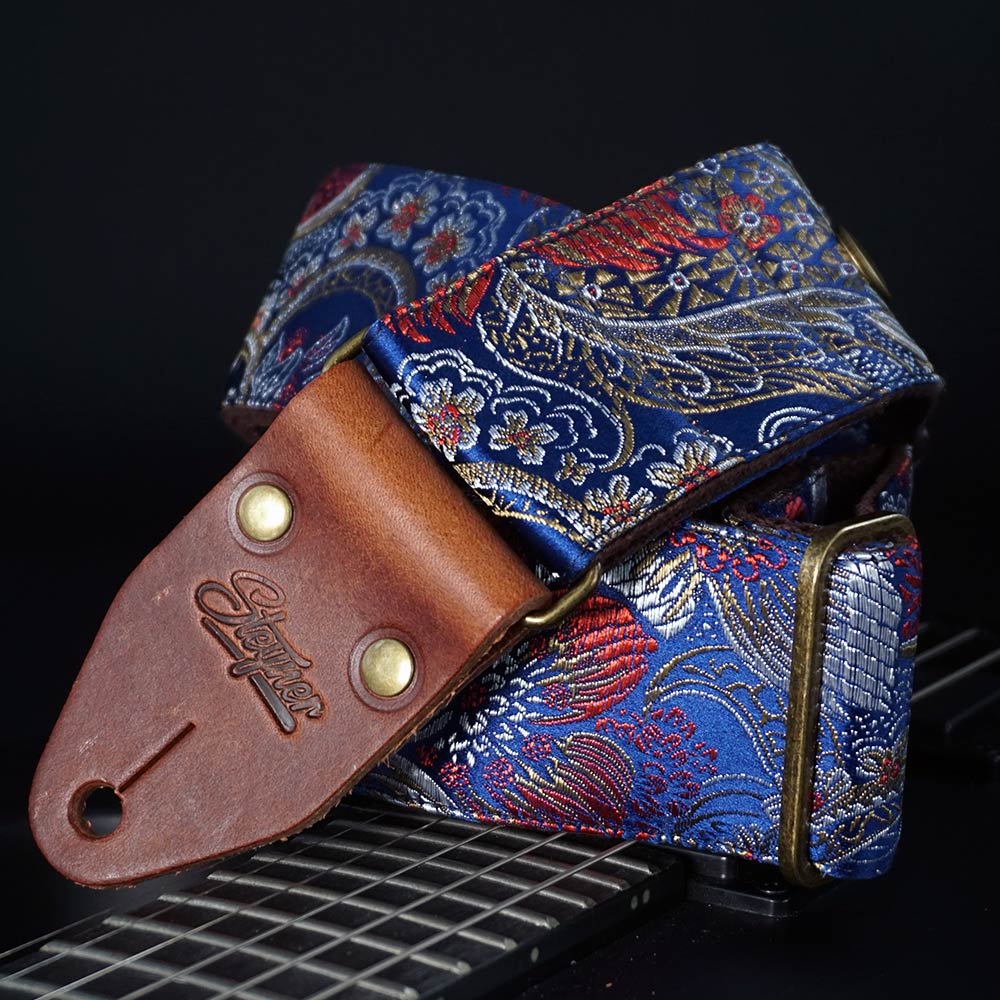 Sangles de guitare vintage colorées avec motifs (articles de seconde main)
