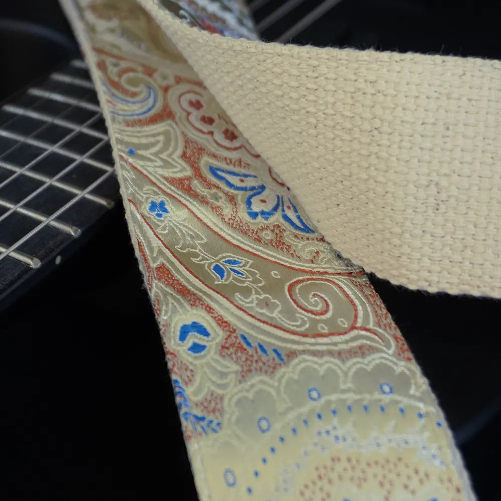 Sangle de guitare Paisley beige – Indian Ginger