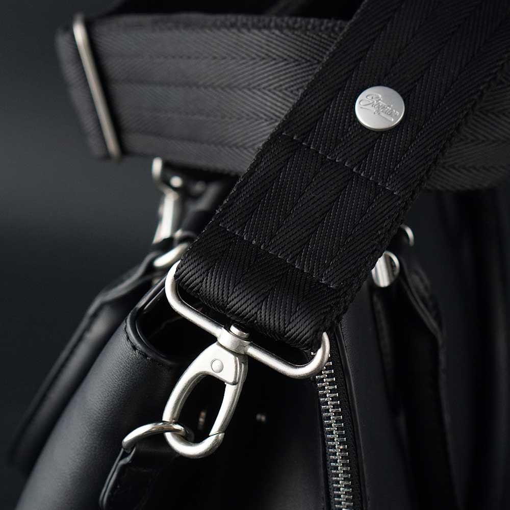 Edler Luxus Designer Taschengurt schwarz und breit aus Nylon mit Karabinernhaken