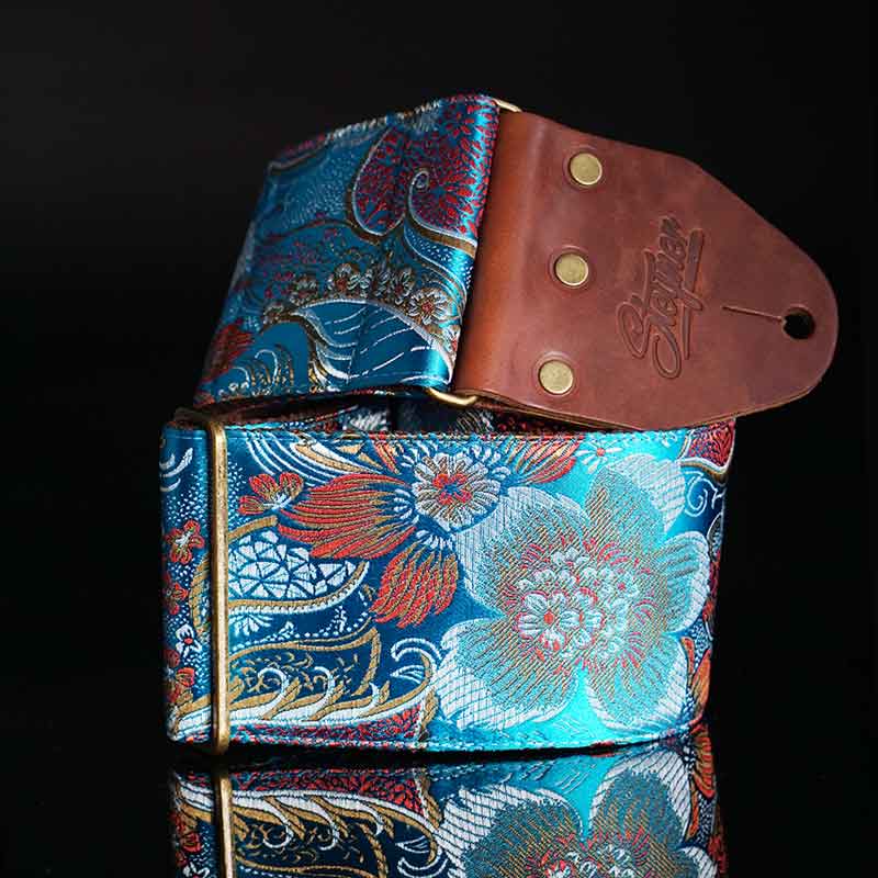Bester Bassgurt Gitarrengurt breit in 8 cm mit Blumen Muster in hell blau
