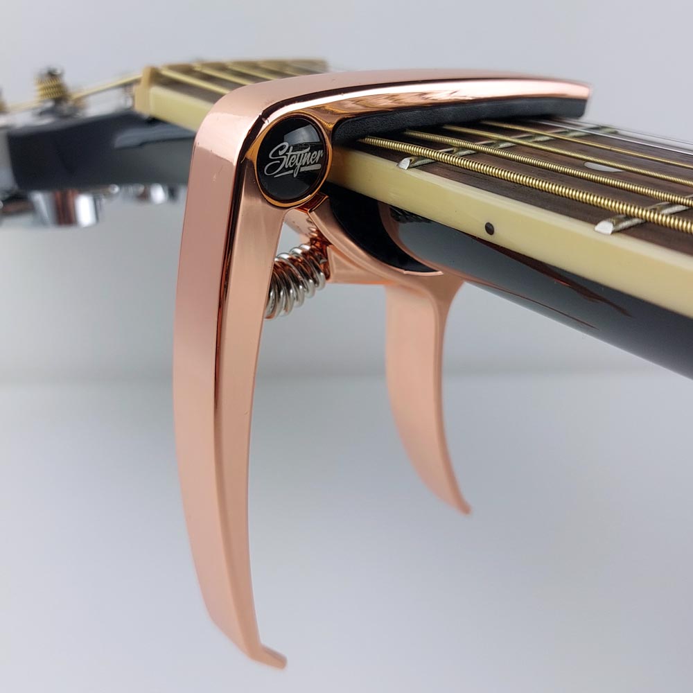 premium kapodaster für gitarre in rosegold edles capodaster kapo für gitarrenhals für westerngitarre akustikgitarre kupfer