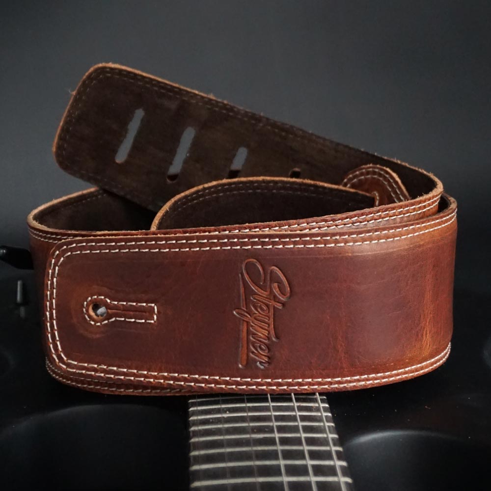 Walker & Williams Gitarrengurt Vintage – Leder, Extra Lang (bis 155 Cm), Dunkelbraun, Handgenäht Walker & Williams Gitarrengurt Vintage – Leder, Extra Lang (bis 155 Cm), Dunkelbraun, Handgenäht