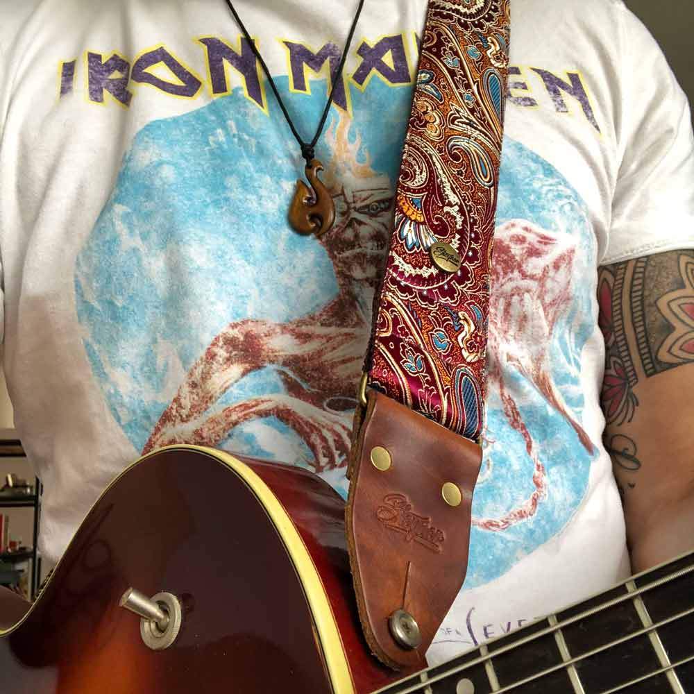 Paisley Guitar Strap bordeaux – Indian Sunrise
