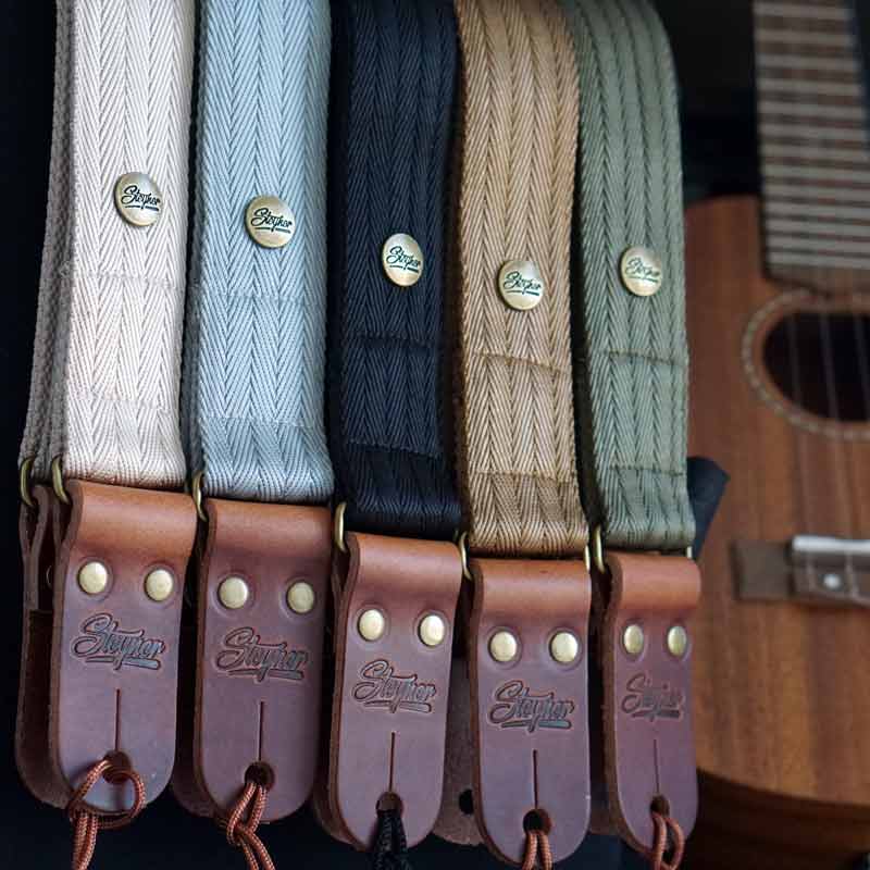 Nylon Ukulele Strap Heavy Howie - 38 mm (Grey-Brass)