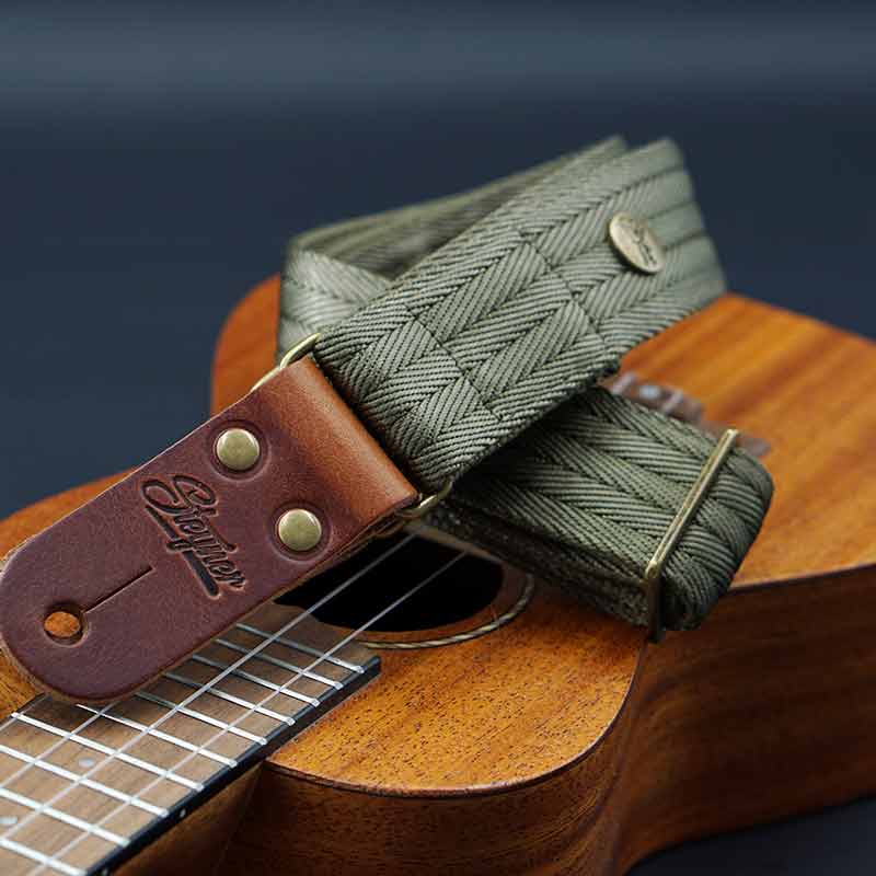 Nylon Ukulele Strap Heavy Henry - 38 mm (Green-Brass)